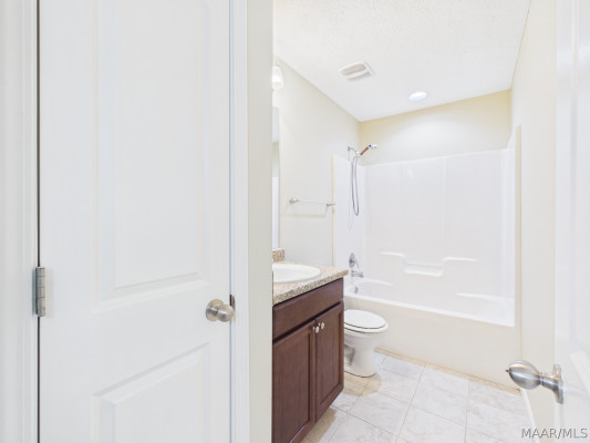 1637 BUENA VISTA Boulevard