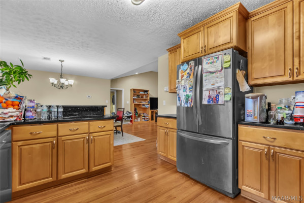 4032 Riveroaks Road