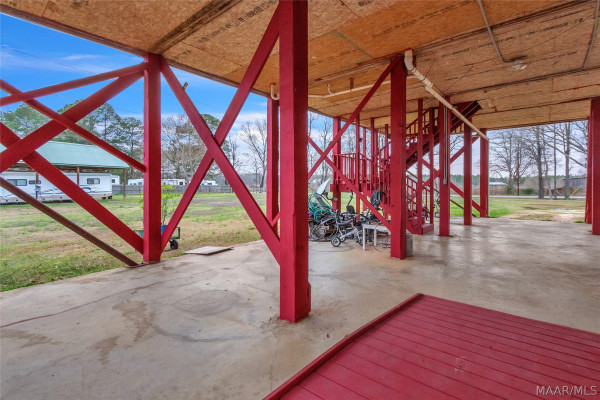 4032 Riveroaks Road