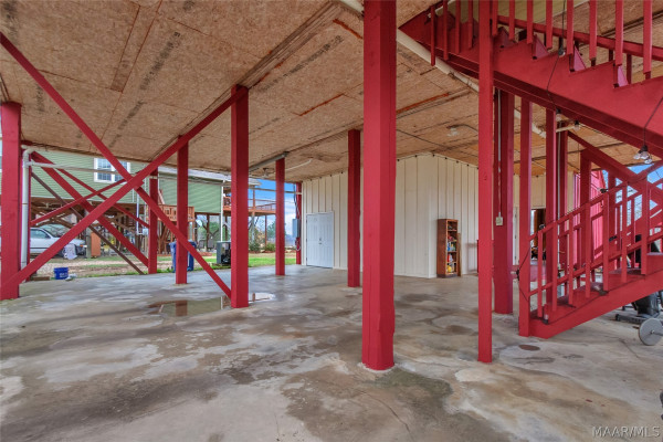 4032 Riveroaks Road