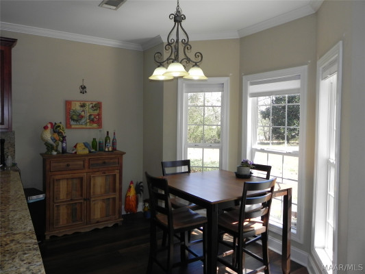 6 FAIRWAY Drive