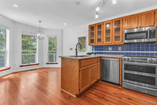 225 Mercer Road