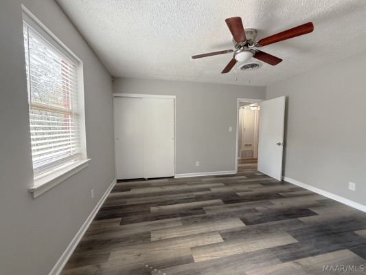 557 KAREN Road