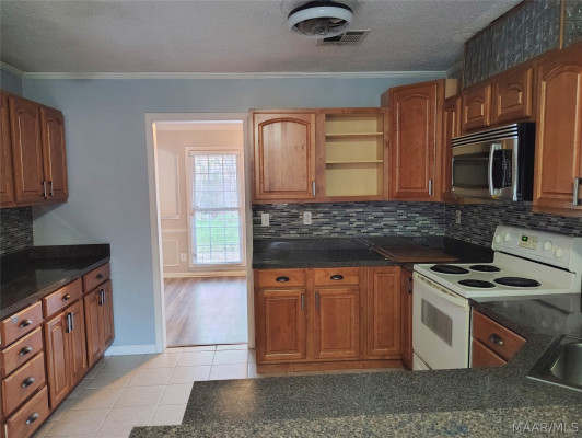 458 BOWLING GREEN Drive