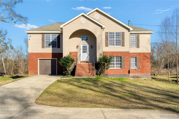 5860 PINELEAF Drive