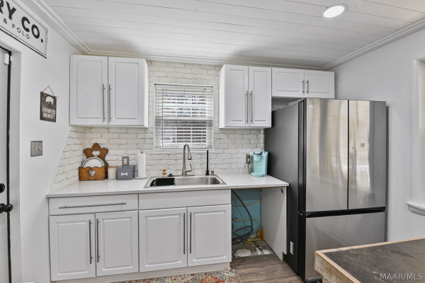 111 Livingston Avenue