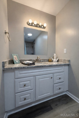 10111 HIGHWAY 231 Highway