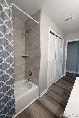 10111 HIGHWAY 231 Highway