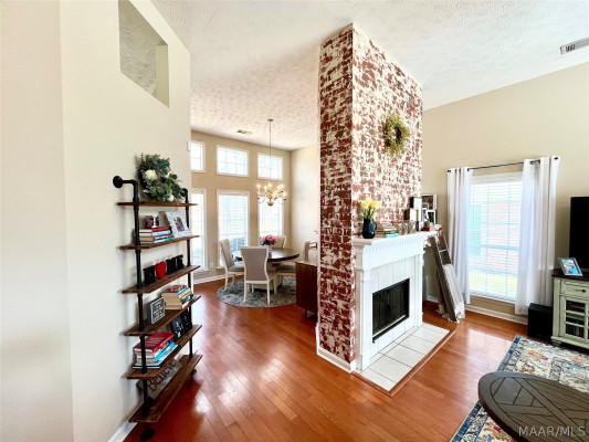 800 Autumn Ridge Road