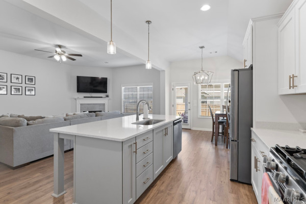 10805 Blackwater Court