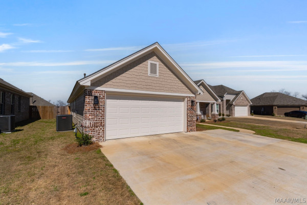 10805 Blackwater Court