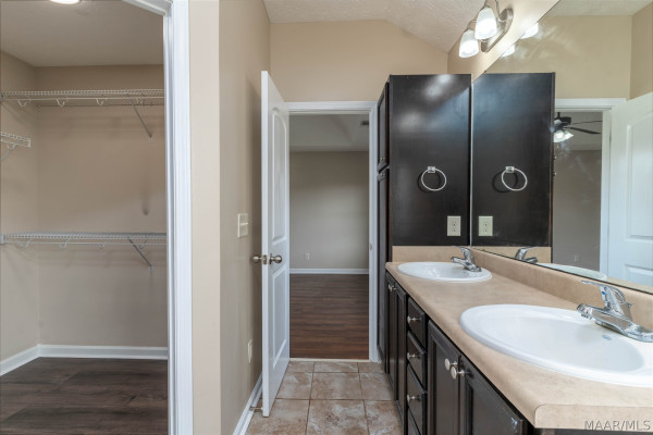 1818 Cotton Blossom Way