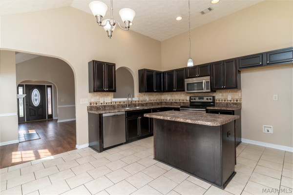 1818 Cotton Blossom Way