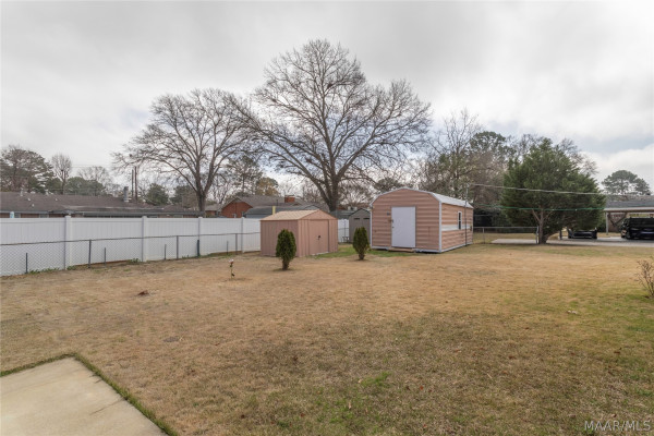 523 E Moye Drive