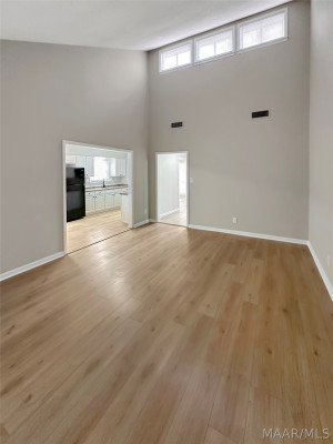 1330 Pampas Point