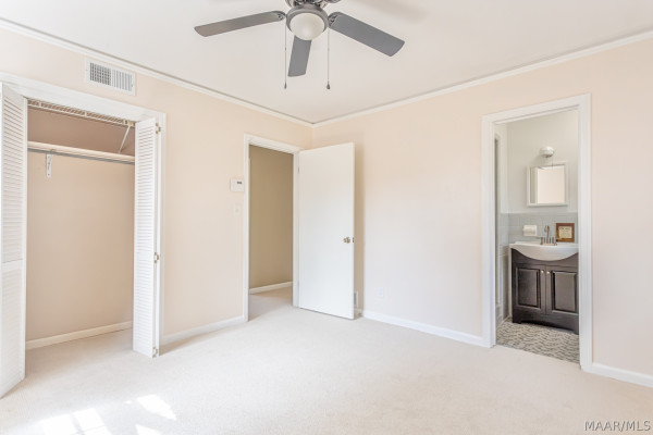 1819 GILLESPIE Drive