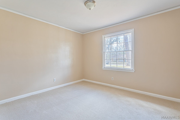 1819 GILLESPIE Drive