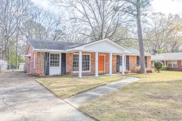 1819 GILLESPIE Drive