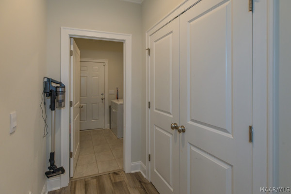 264 Royal Oaks Drive