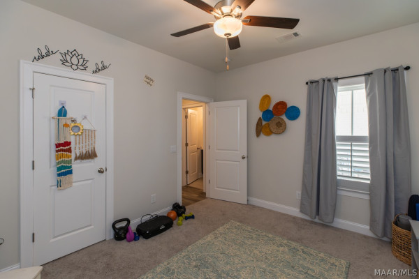 264 Royal Oaks Drive