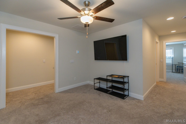 264 Royal Oaks Drive