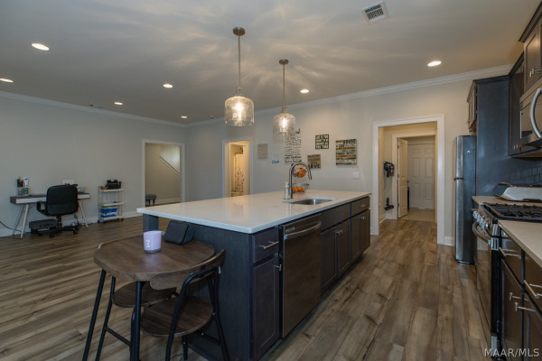 264 Royal Oaks Drive