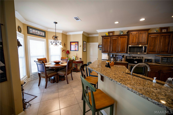 491 SOUTHERN HILLS Drive