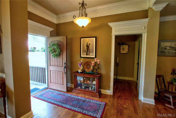 491 SOUTHERN HILLS Drive