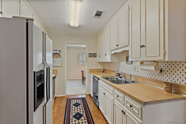 1848 Cairnbrook Drive