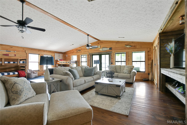 367 Council Rock Road