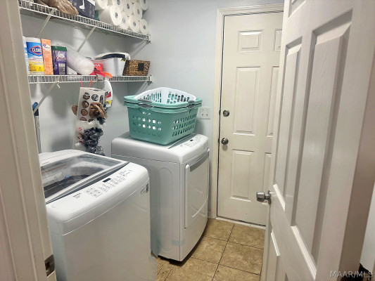 613 Stoneybrooke Way