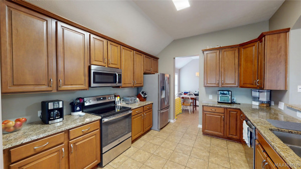 613 Stoneybrooke Way