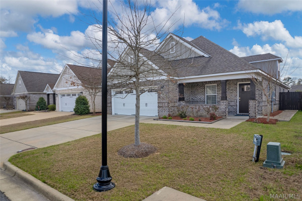 8414 Paula Trace
