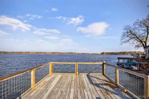 813 Lake Region Circle