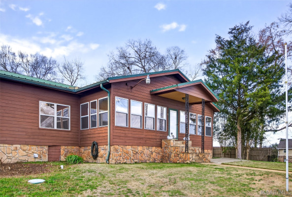 813 Lake Region Circle