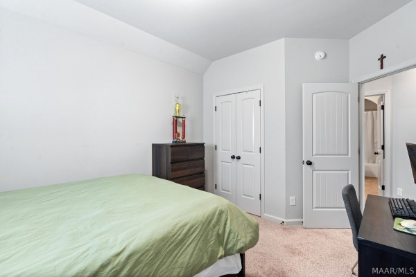 9192 CRESCENT LODGE Circle