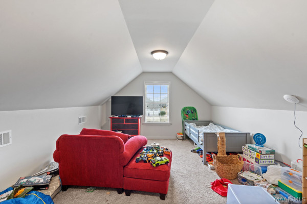 9192 CRESCENT LODGE Circle