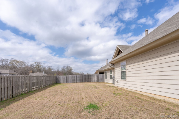 9192 CRESCENT LODGE Circle