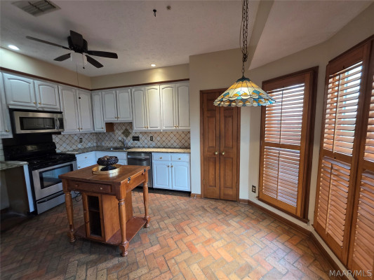 1524 Charleton Drive