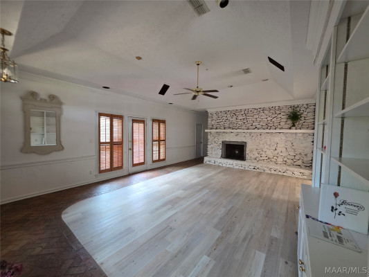 1524 Charleton Drive