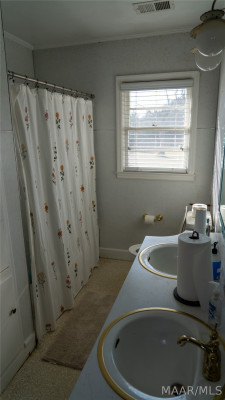 9438 mobile Highway S