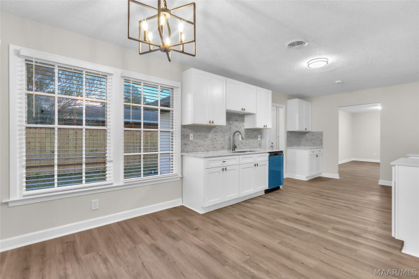 1948 COTTINGHAM Drive