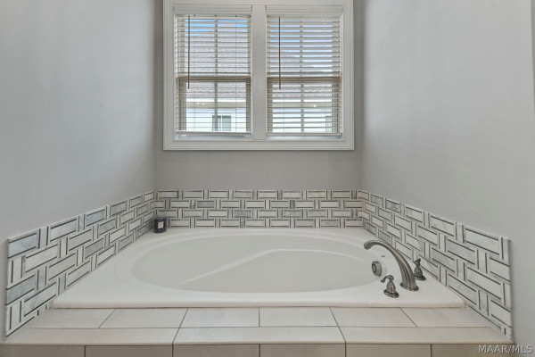 192 Forest Glen Drive