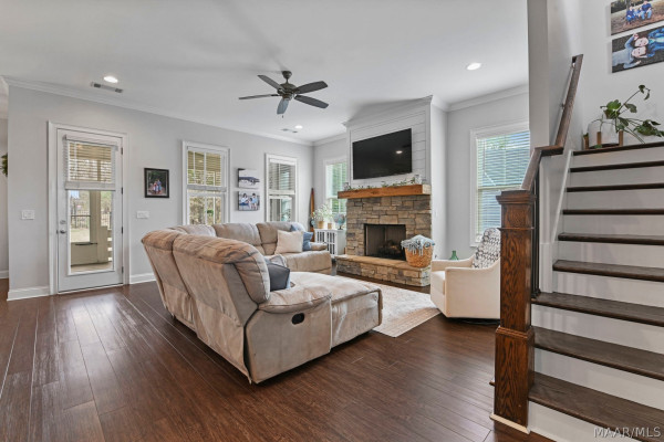 192 Forest Glen Drive