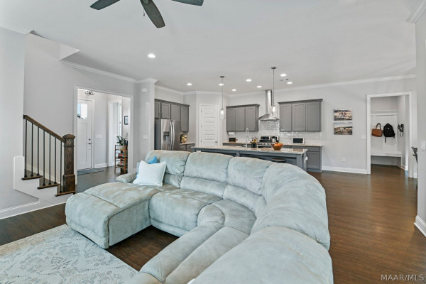 192 Forest Glen Drive