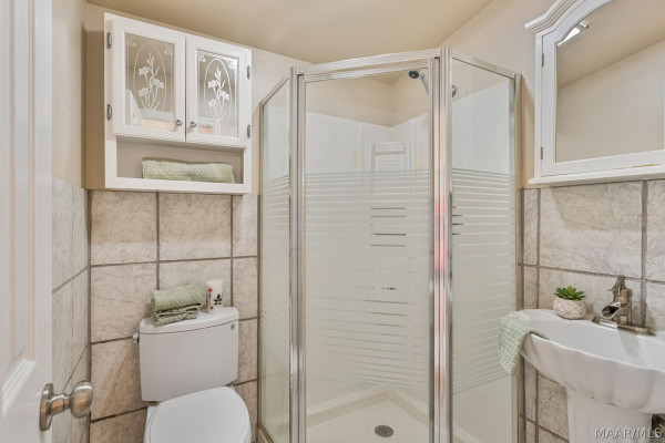 2037 Green Acres Drive