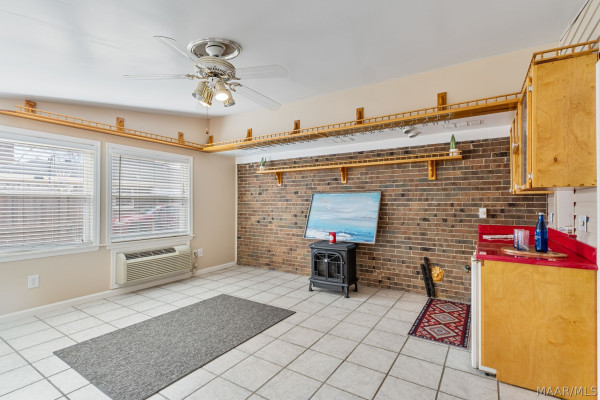 2037 Green Acres Drive