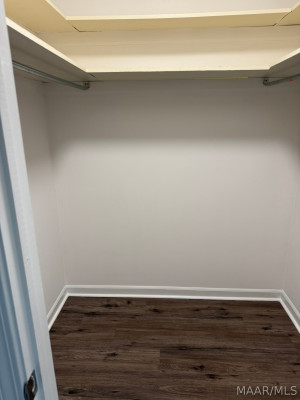 2105 BRIAR GATE Drive