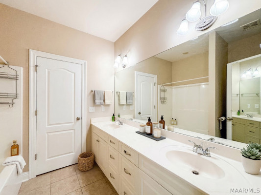 9721 Helmsley Circle