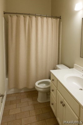 7201 Mid Pines Drive